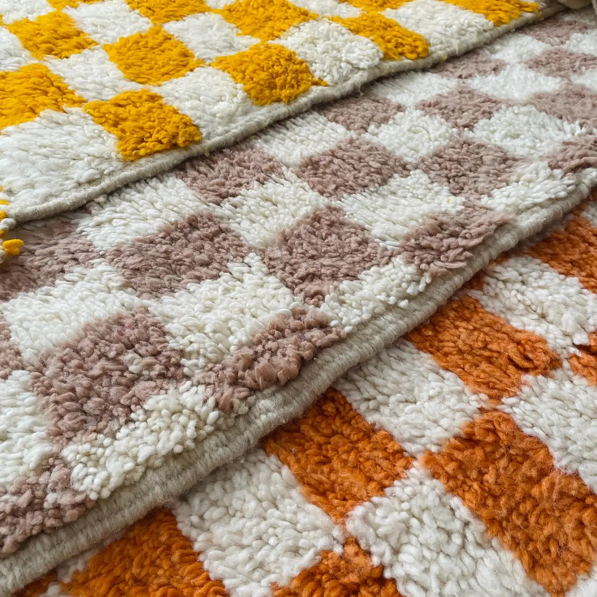 covoare in carouri, model modern, realizate manual in Maroc din lana organica Beni Ourain, 1