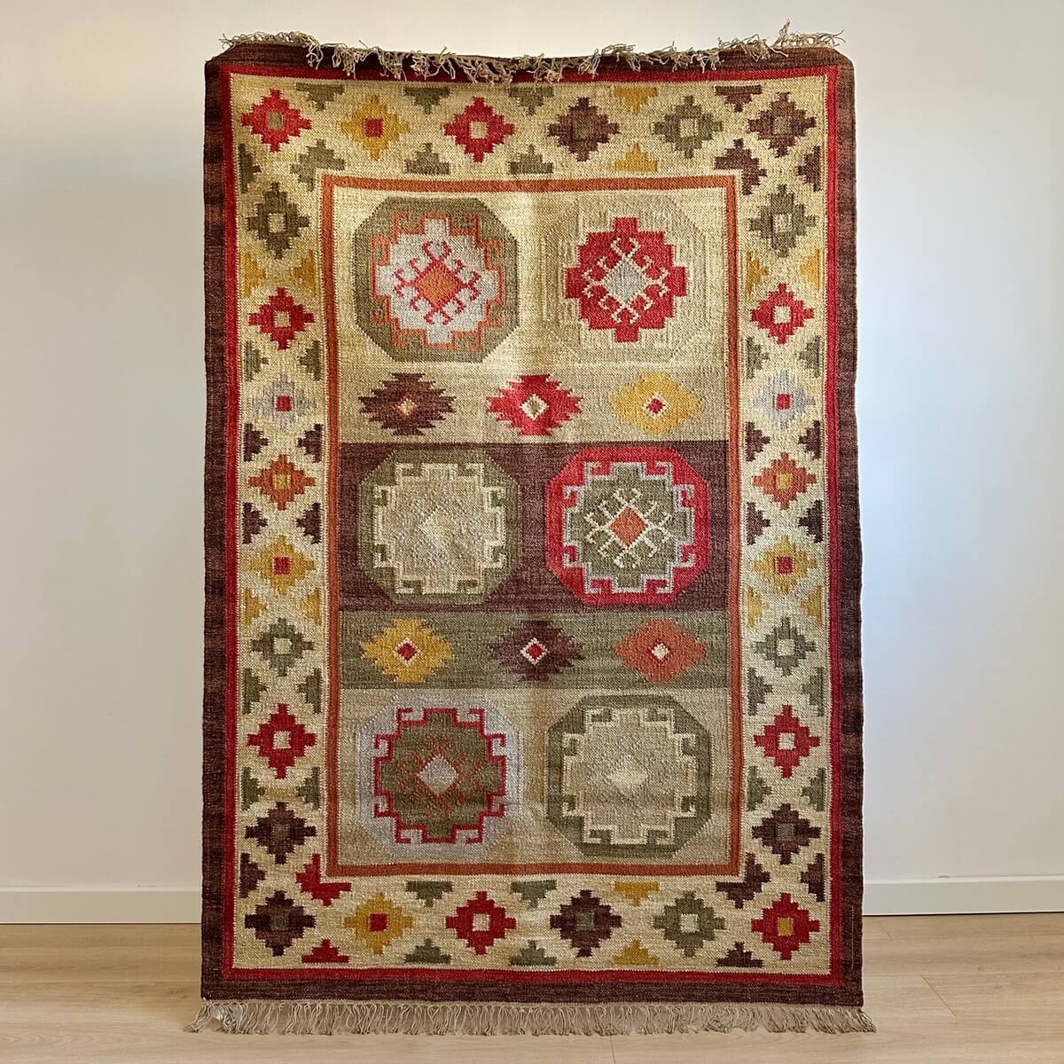 covor traditional kilim cu tesatura plata Kohra, model mic 120x180, multicolor nuante calde de maro rosu crem cu modele geometrice aztece