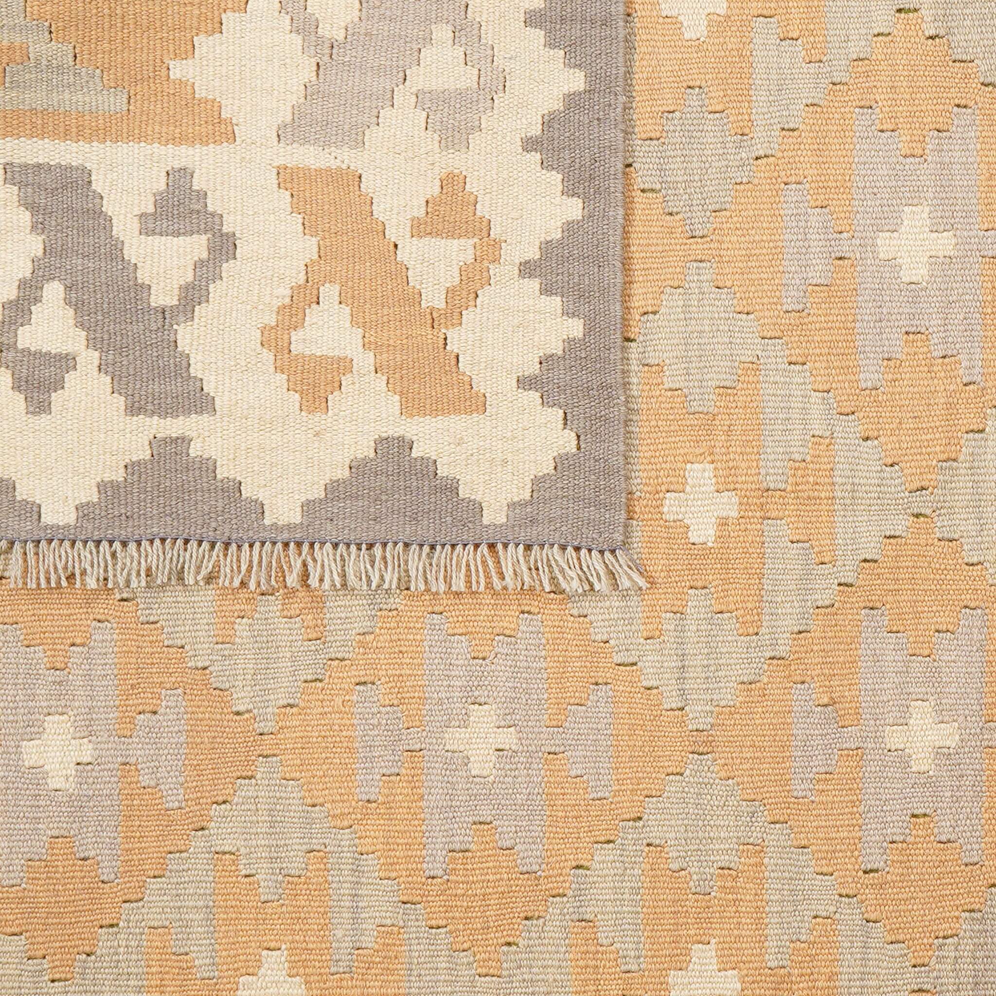 Covor din lână reversibil țesut manual cu motive geometrice in nuante de bej si gri Kilim Gashghai (229cm x 174cm)