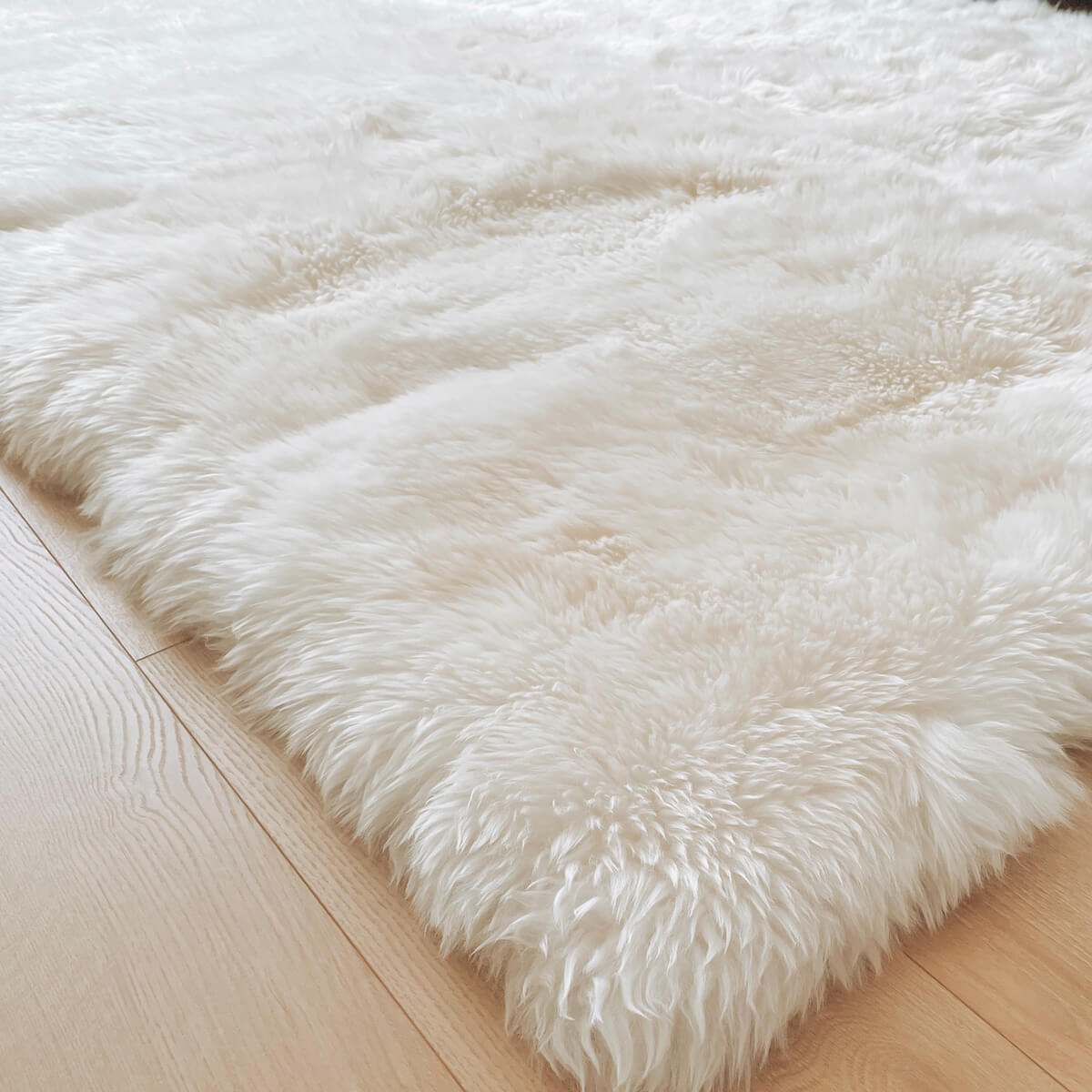 covor mare dreptunghiular din blana naturala de oaie, pentru living sau dormitor, 230 x 160, alb, zoom