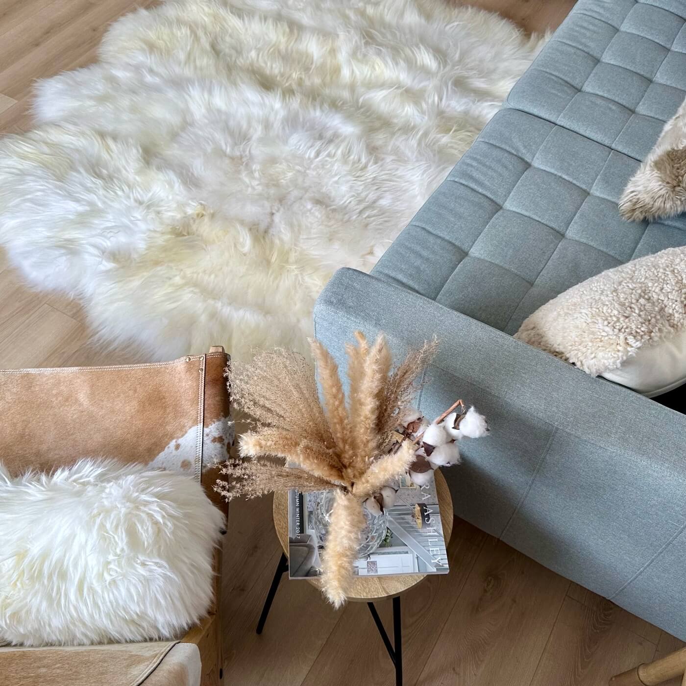 Covor Sexto (8 piei) din Blană Naturală de Oaie Islandeză, Alb - covor canapea