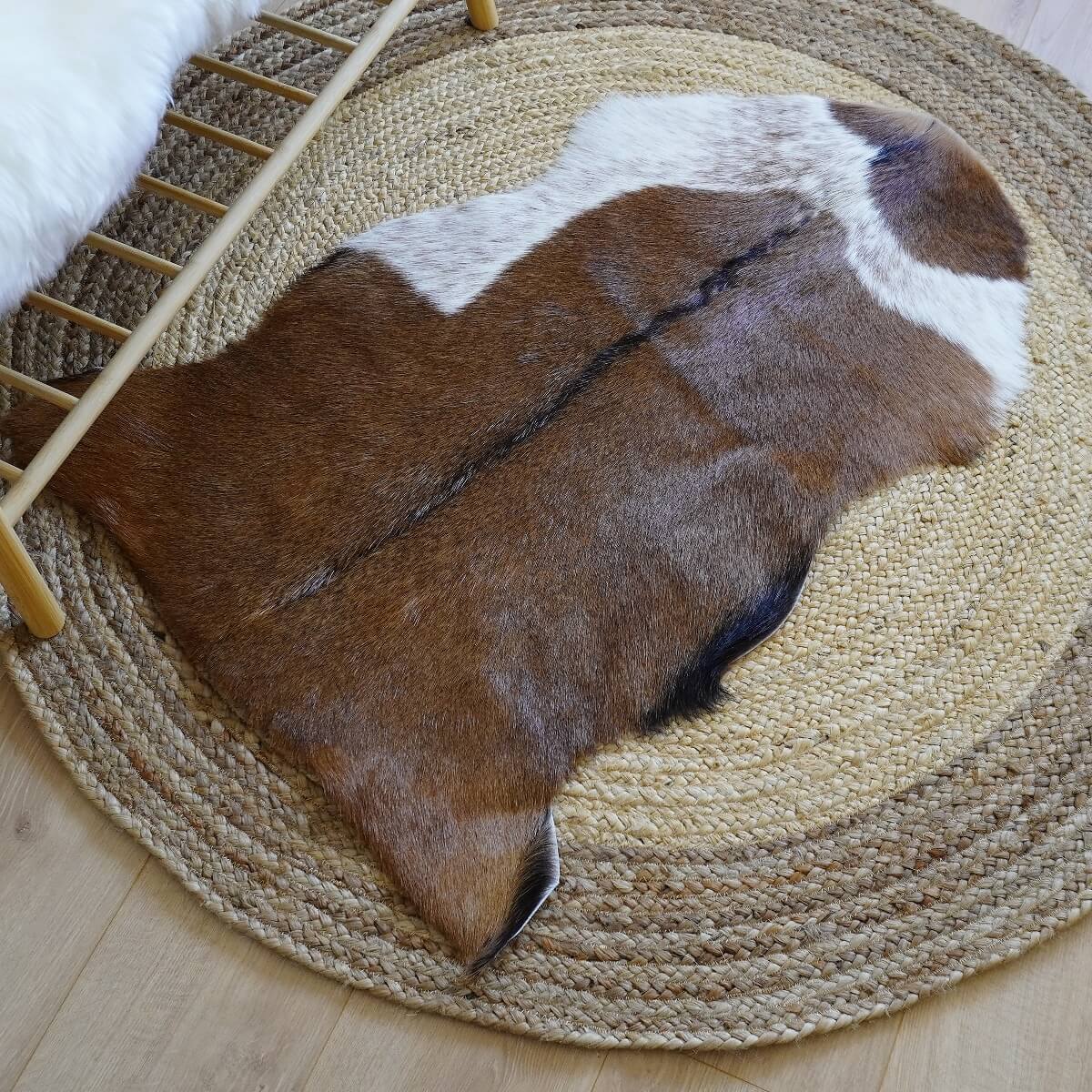 Covor din Piele de Capra, Tricolor