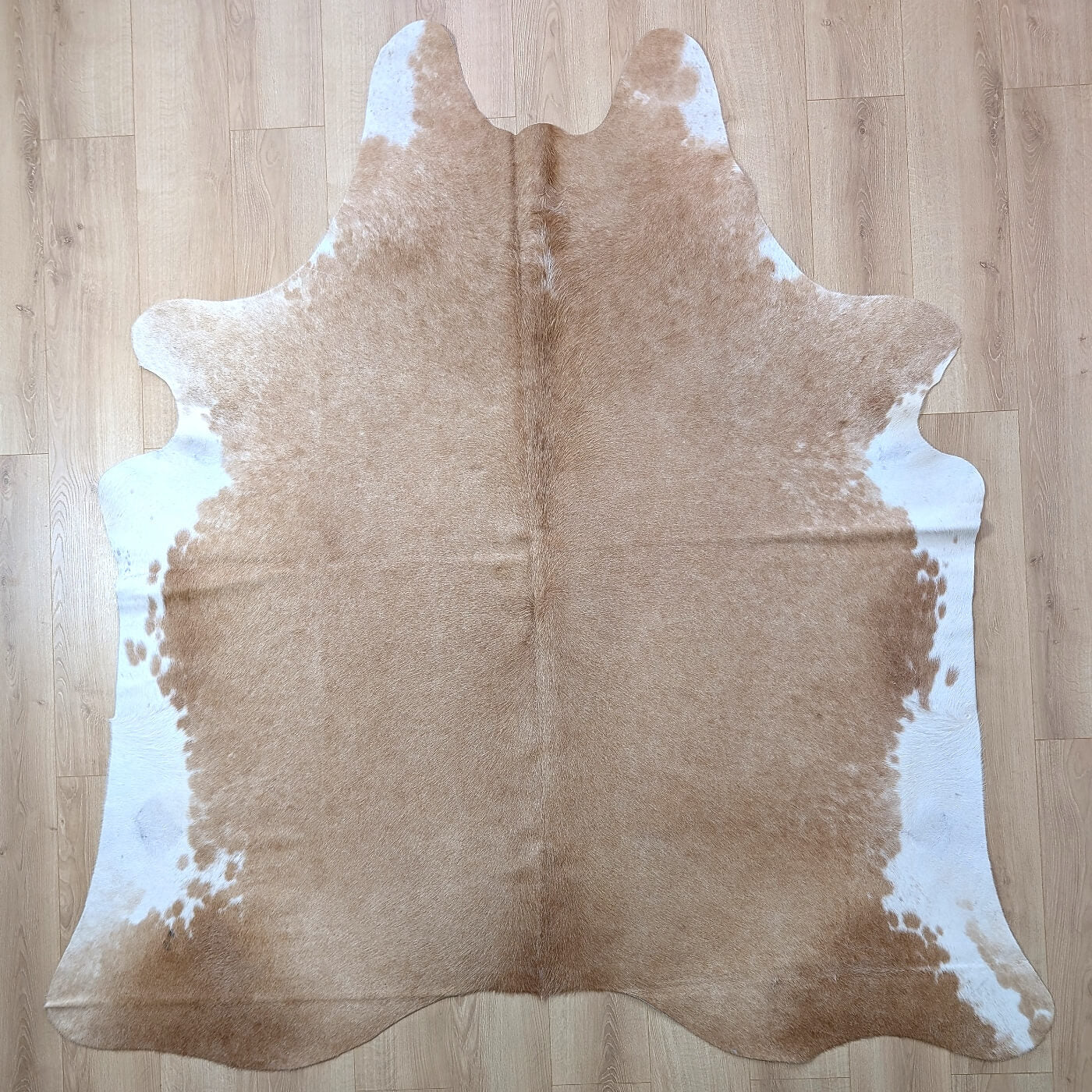 covor din piele de vaca bej mbch519