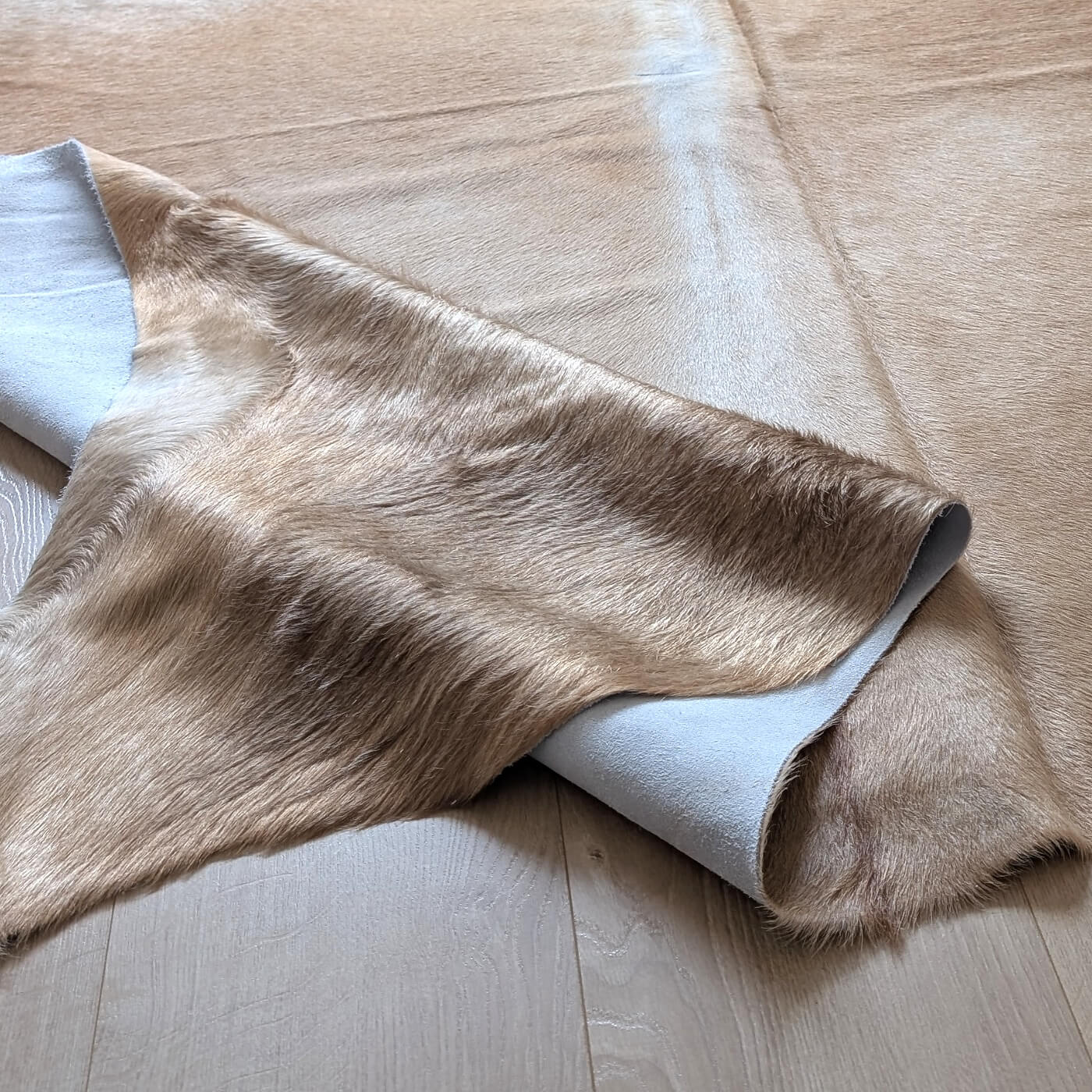 verso piele intoarsa de vaca maro caramel mbch533