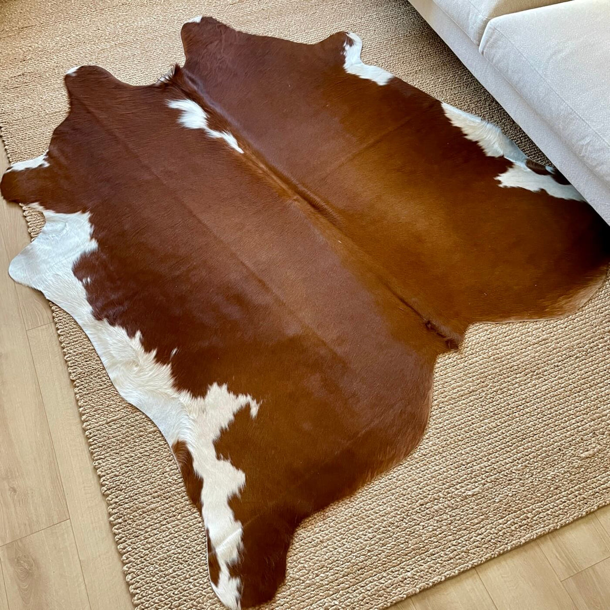 covor din piele naturala de vaca mbch551 de culoare maro