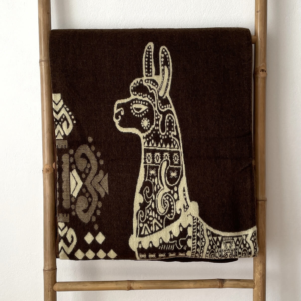 patura mare reversibila din lana de alpaca cu doua fete