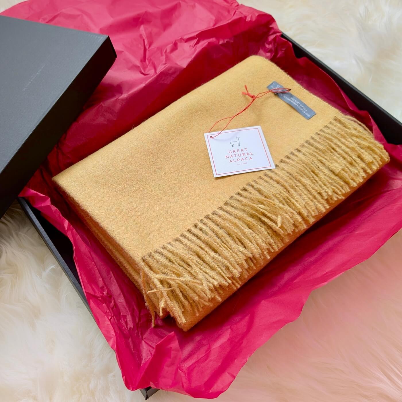 Pătură din lână 100% baby alpaca Supreme, Galben – in cutie