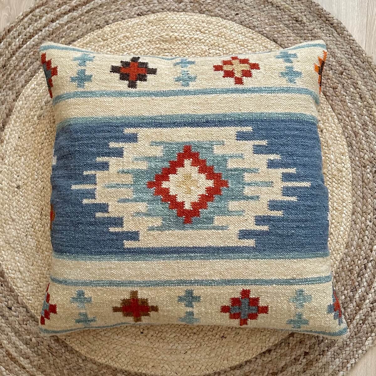 perna de podea kilim bimala, model aztec din lana, dimensiune mare