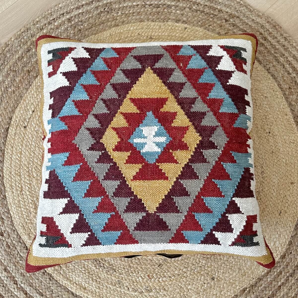 perna de podea kilim khiva, din lana naturala cu model geometric, culori vii