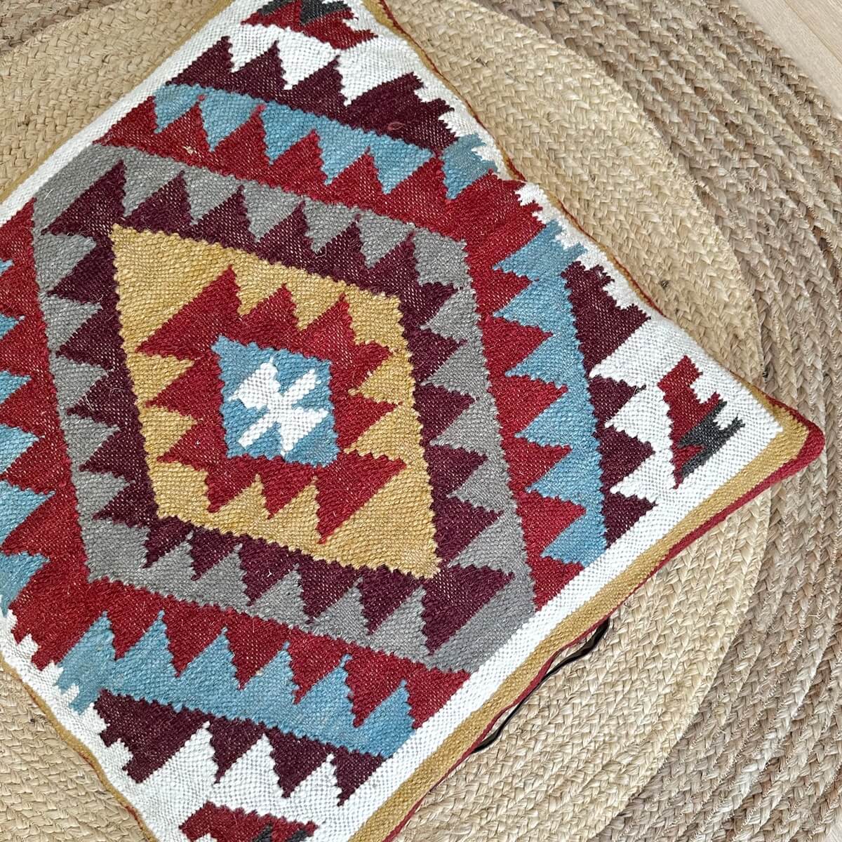 perna de podea kilim khiva, din lana naturala cu model geometric