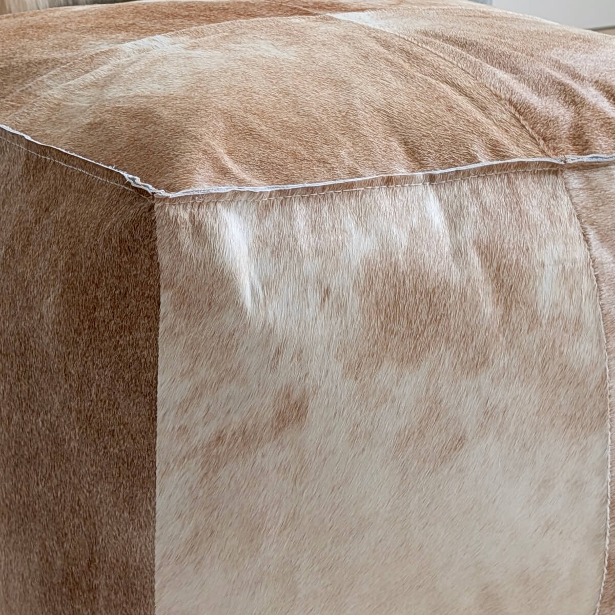 Taburet Puf din Piele Naturala de Vaca, Maro & Alb, zoom