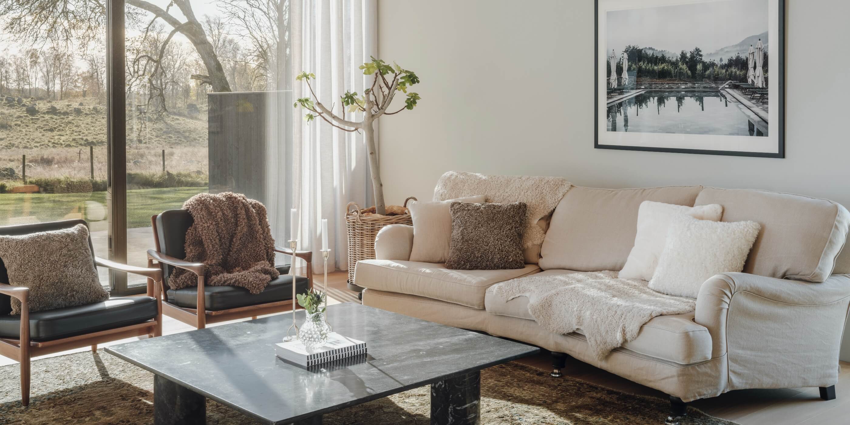 covoare si perne de blana naturala in decor living