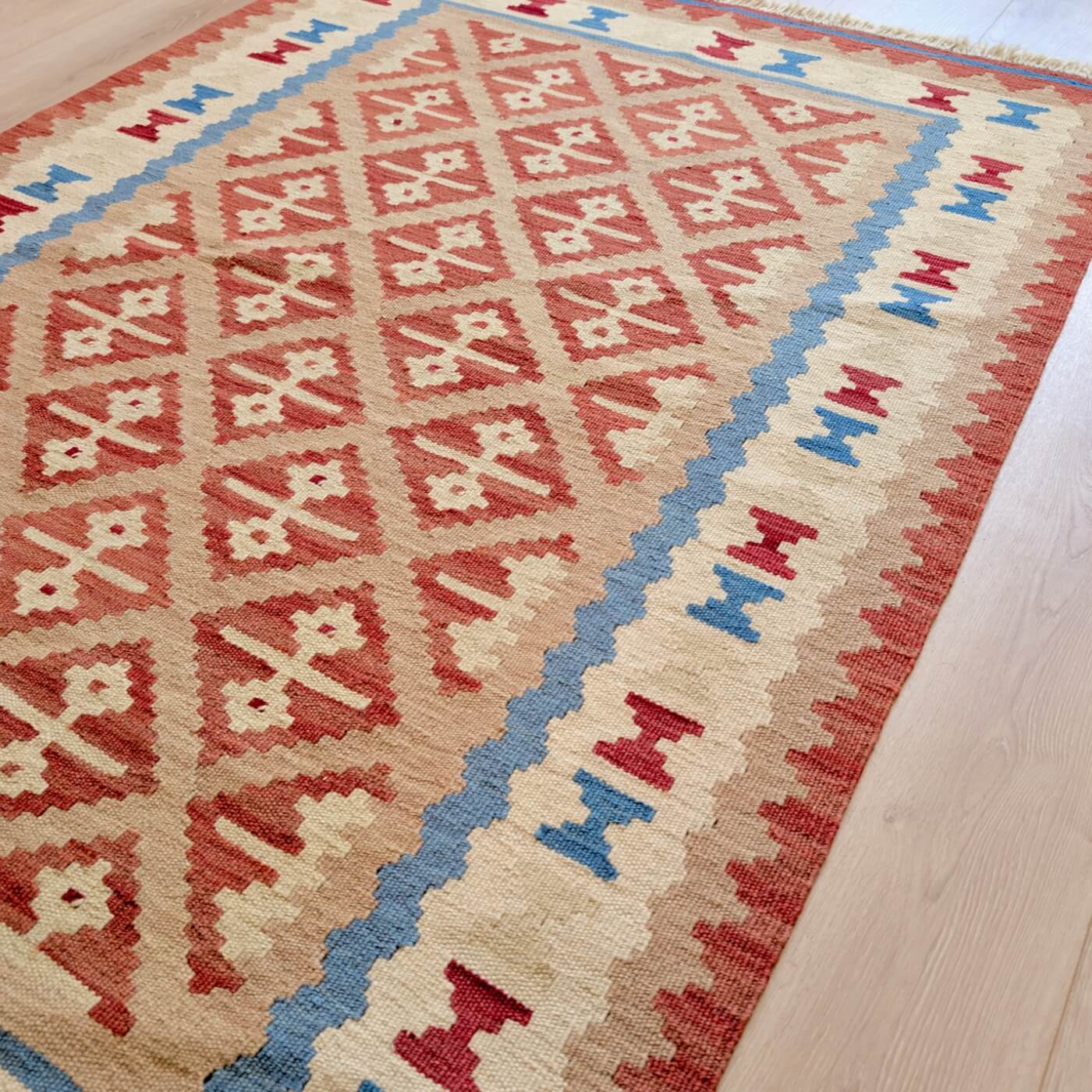 Covor tradițional din lână cu țesătură plata - Kilim Gashghai (150cm x 105cm) - 100% lână virgină - culori calde, forme geometrice - zoom