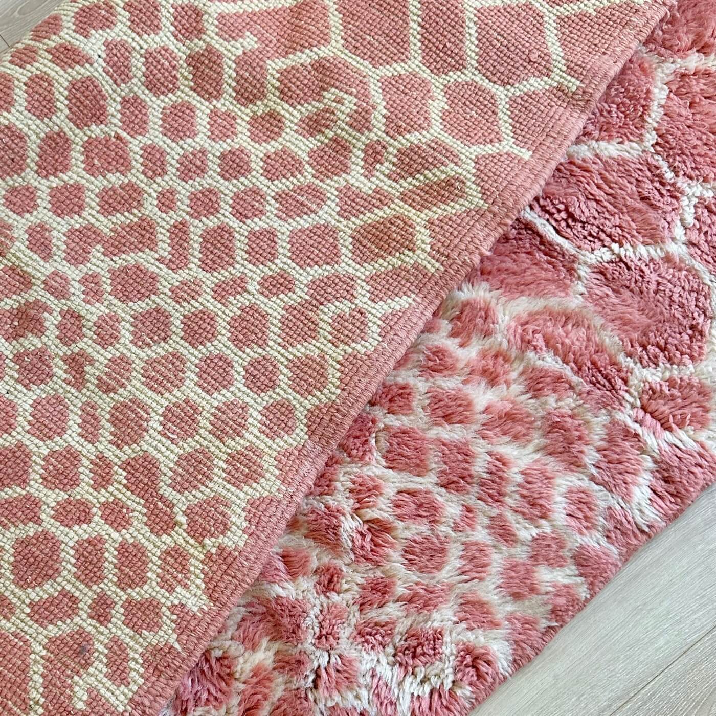 Covor Marocan din Lână Organică - Beni Mrirt Mosaique, Roz Deschis - 200x140 - spate