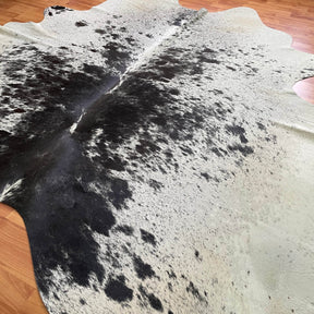 covor din piele de vaca alb cu negru pestrit, mango+bloom