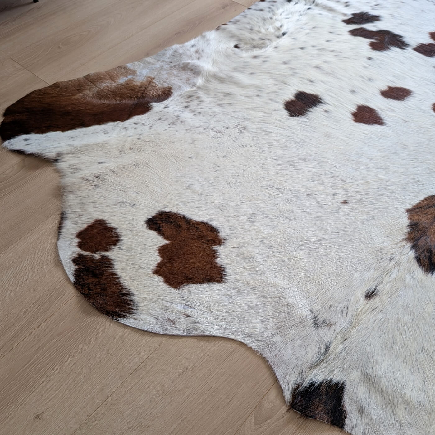 Covor din Piele de Vaca - Tricolor (230cm x 205cm)