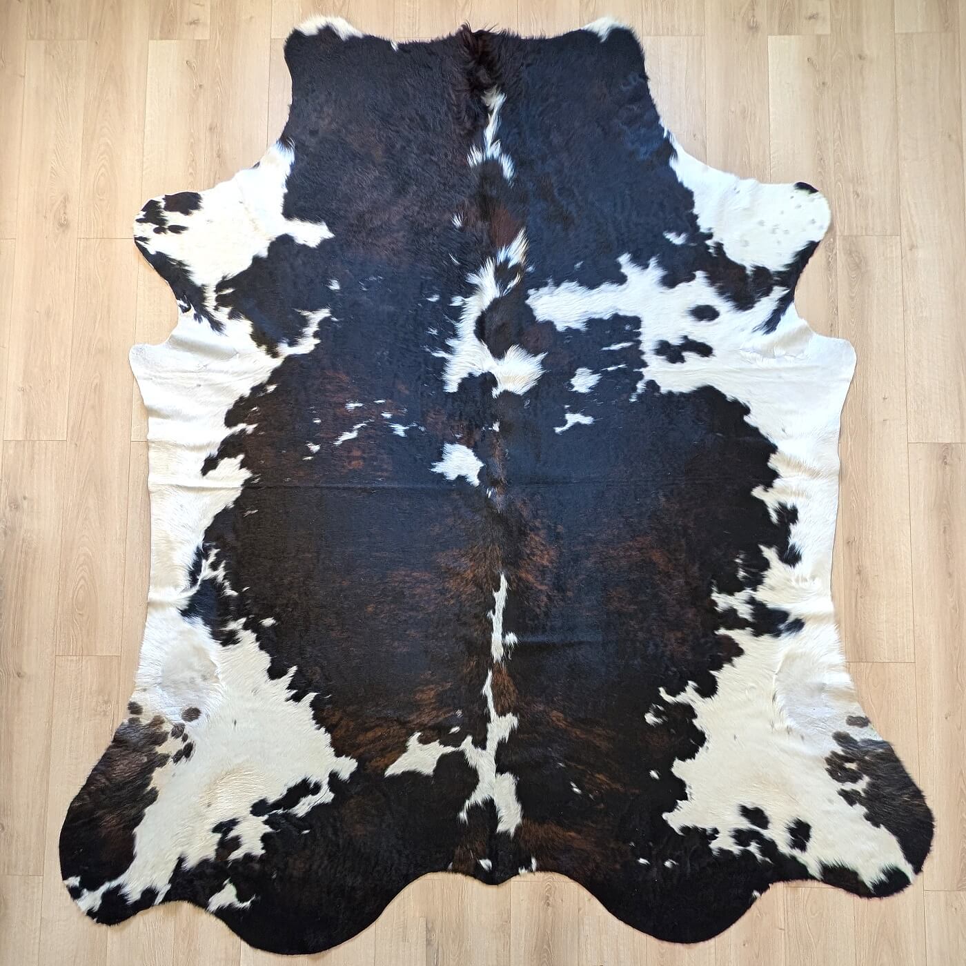 Covor din Piele de Vaca - Tricolor (280cm x 250cm)