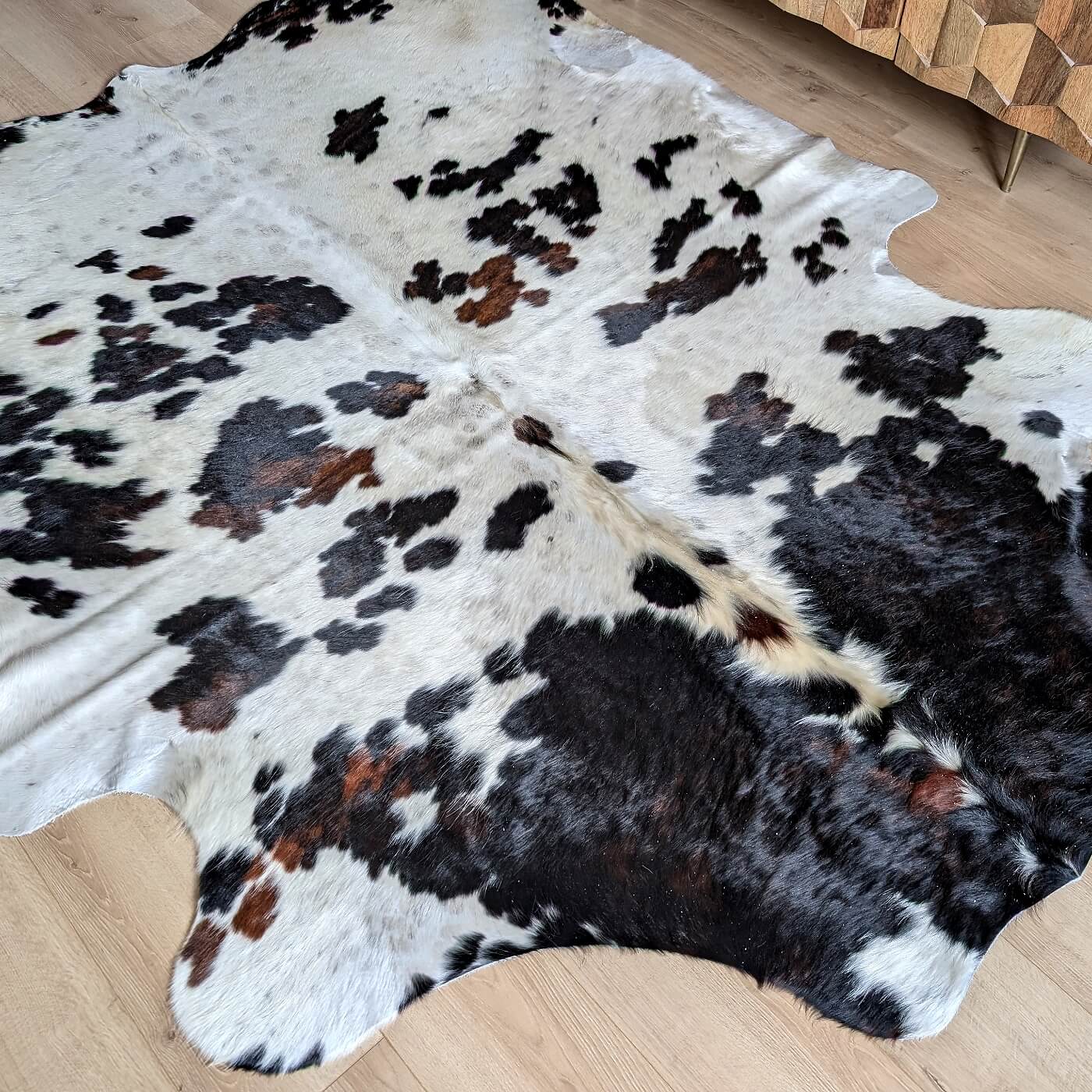 Covor din Piele de Vaca - Tricolor (230cm x 200cm)