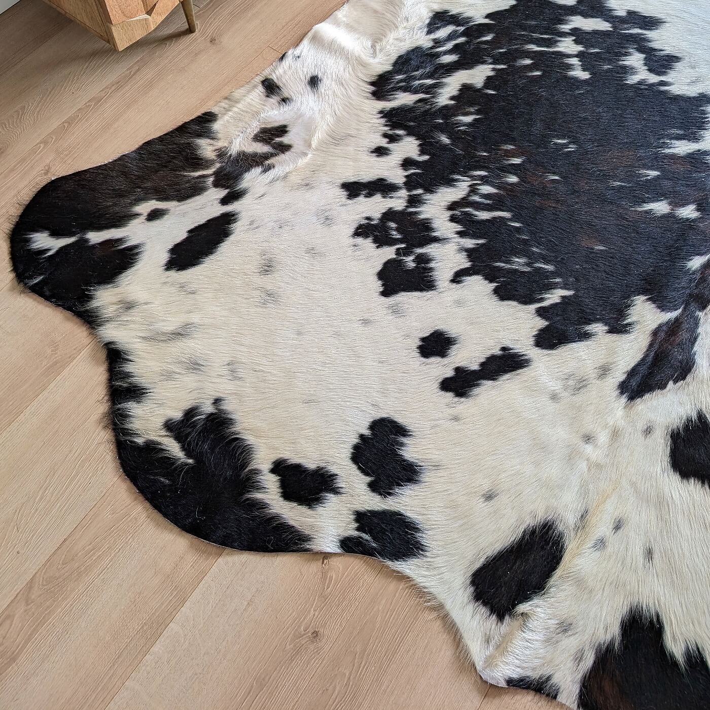 Covor din Piele de Vaca - Tricolor (270cm x 215cm)