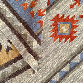 covor traditional kilim Sakala gri cu romburi tesut manual din lana, zoom2