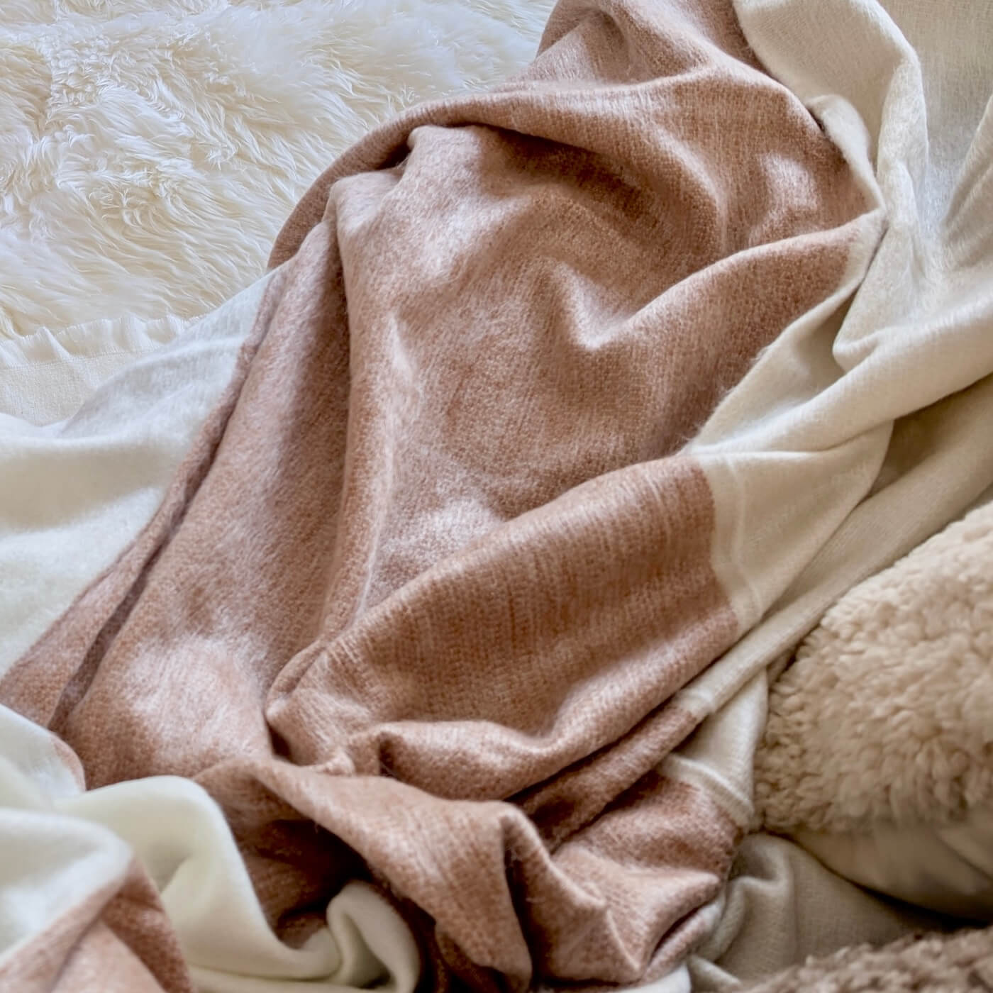 Pătură în dungi din lână de alpaca, Verde Bej și Maro Natural - zoom 1