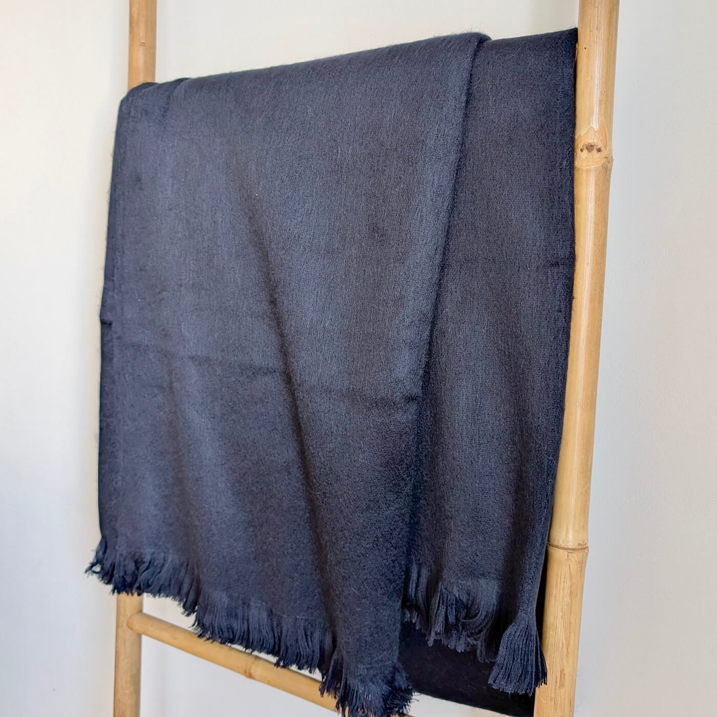Pătură luxoasă de canapea din lână de alpaca, Albastru Marin - 4