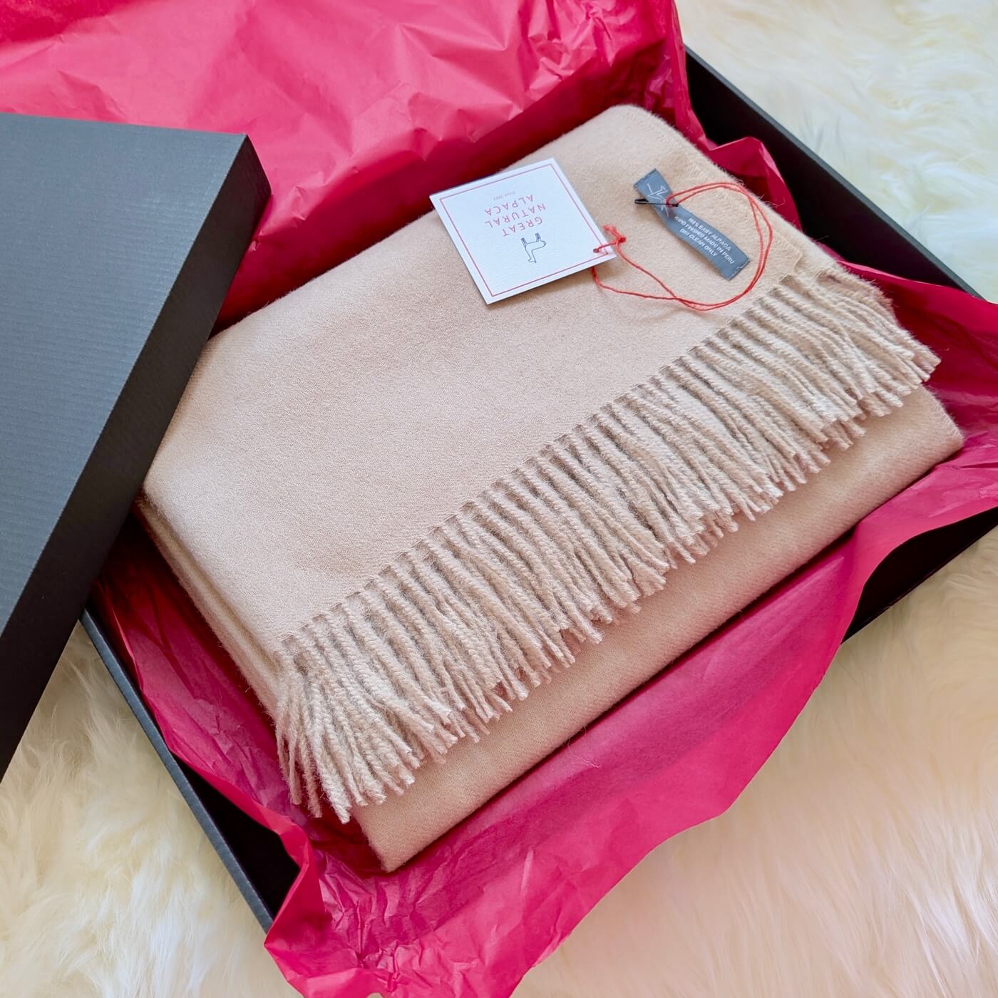 Pătură din lână 100% baby alpaca Supreme, Bej - in cutie 