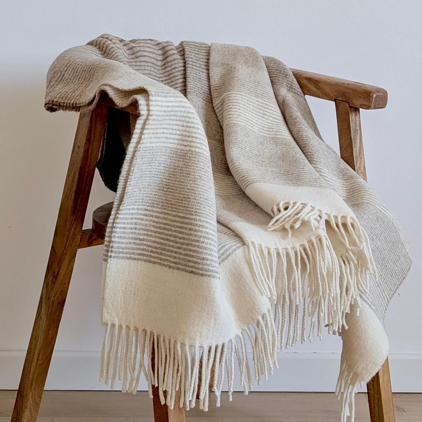 Pătură din lână mongolă 100% pură și nevopsită Gobi 140x200 cm