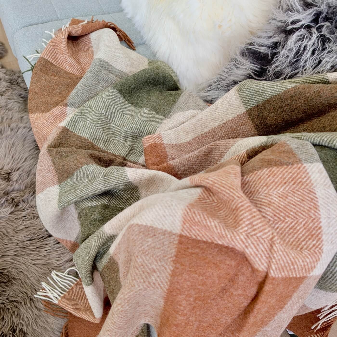 Pătură 100% din lână pură nouă Block Check, Teracota / Verde Salvie - zoom