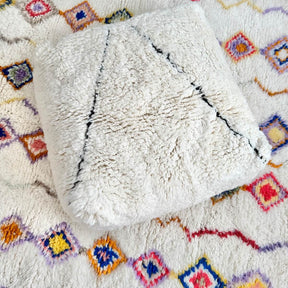 Perna de Podea Marocana din lana berber model linii