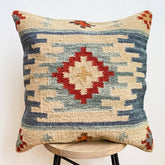 perna decorativa kilim bimala in culori vii cu model aztec, mango+bloom