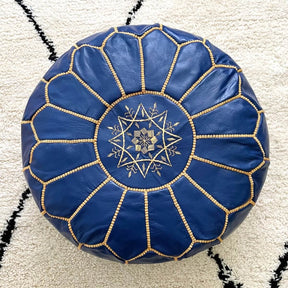 taburet pouf pentru fotoliu realizat manual de artizani din maroc din piele naturala de capra, albastru